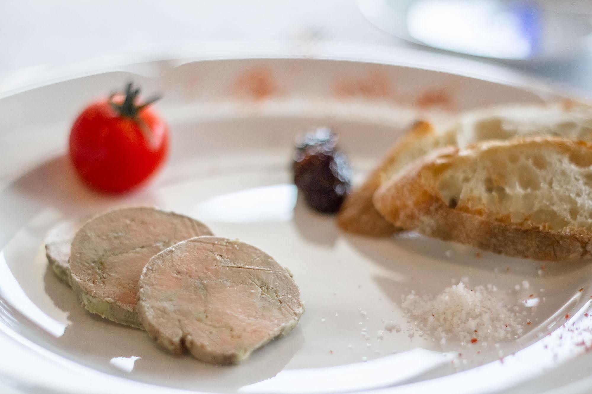 Hotel Restaurant Les 13 Assiettes Le Val-Saint-Père Kültér fotó